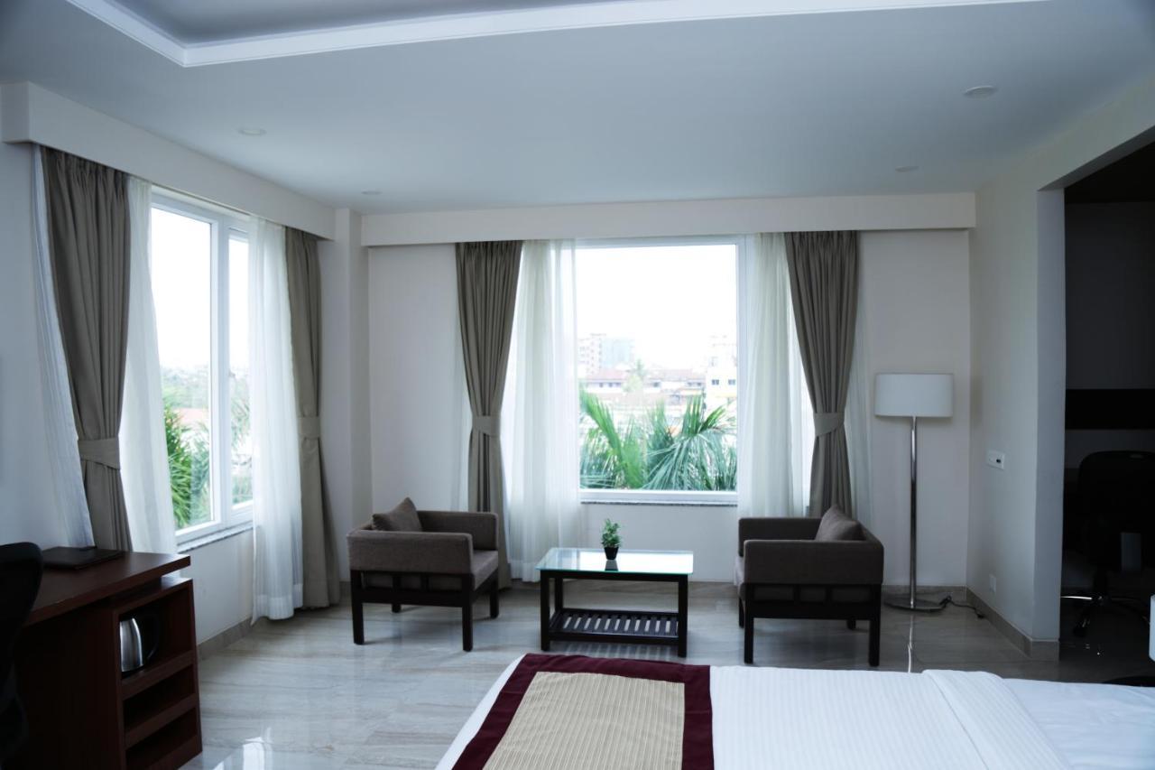 Hotel Prism - A Boutique Hotel Jorhāt Εξωτερικό φωτογραφία
