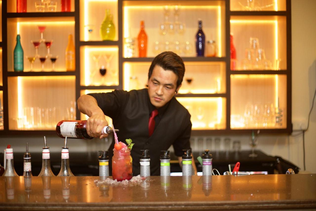 Hotel Prism - A Boutique Hotel Jorhāt Εξωτερικό φωτογραφία