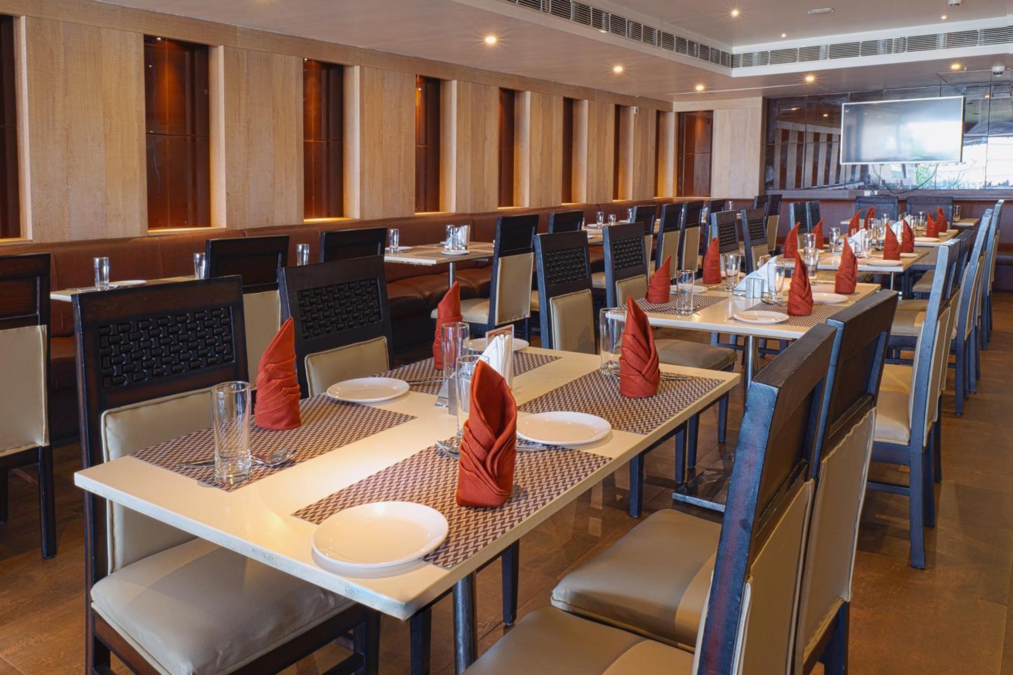 Hotel Prism - A Boutique Hotel Jorhāt Εξωτερικό φωτογραφία