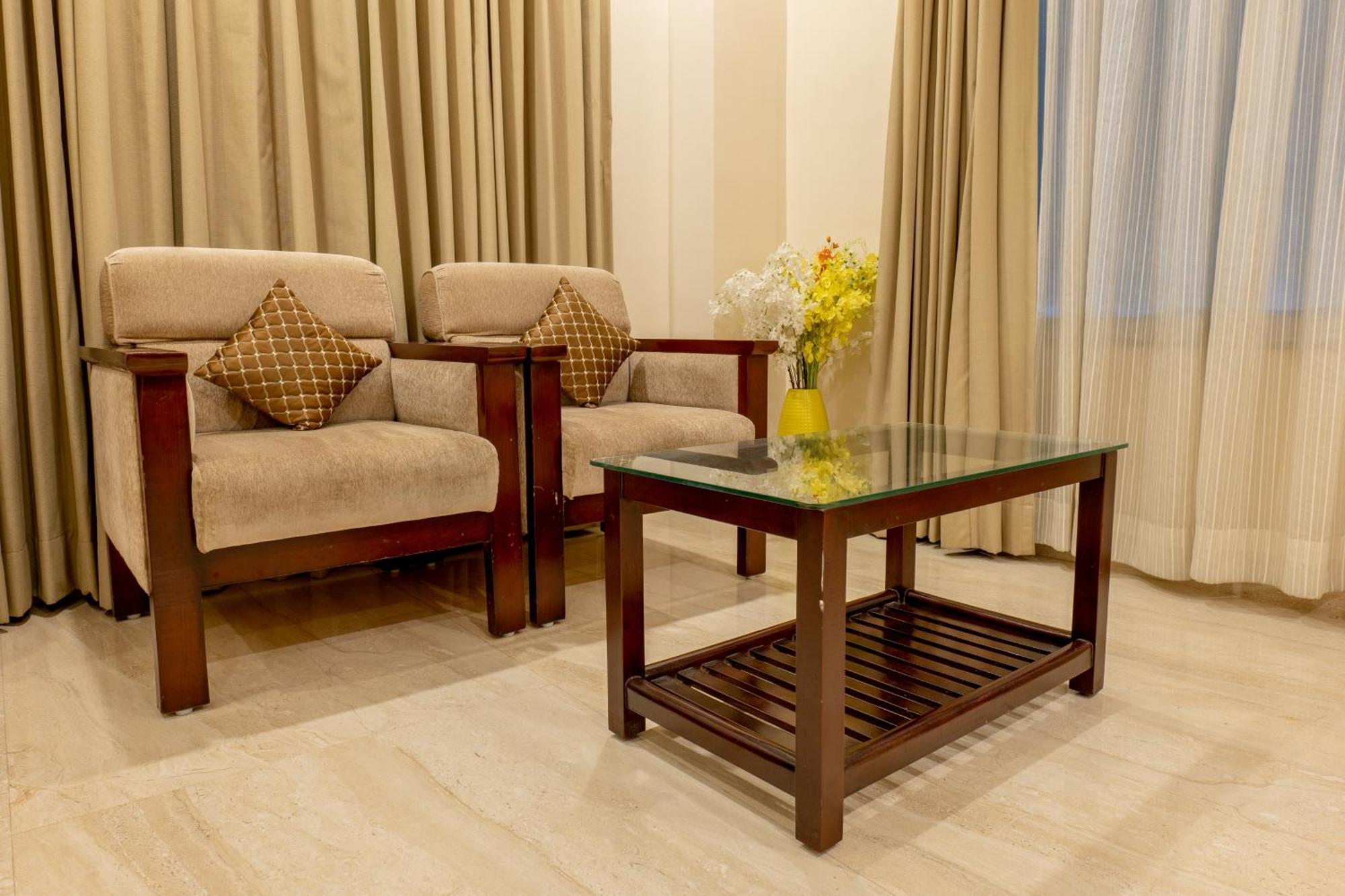 Hotel Prism - A Boutique Hotel Jorhāt Εξωτερικό φωτογραφία